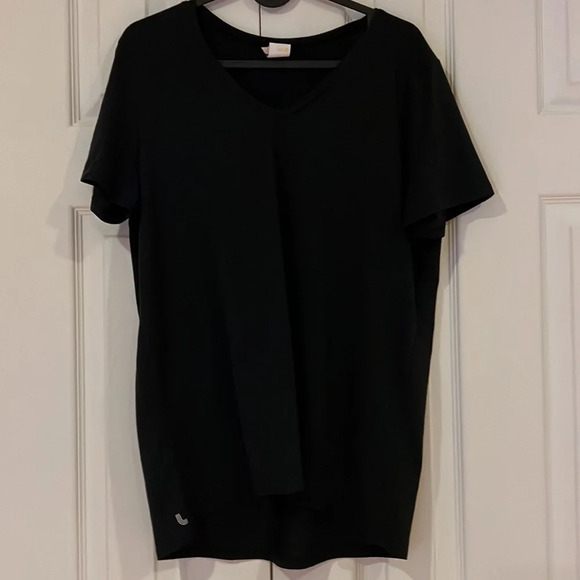 Lole black Athletic Shortsleeved V-neck tunic top Sz M - Picture 3 of 12